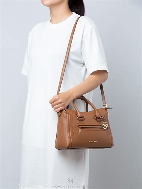 michael kors carine large|michael kors carine medium satchel.